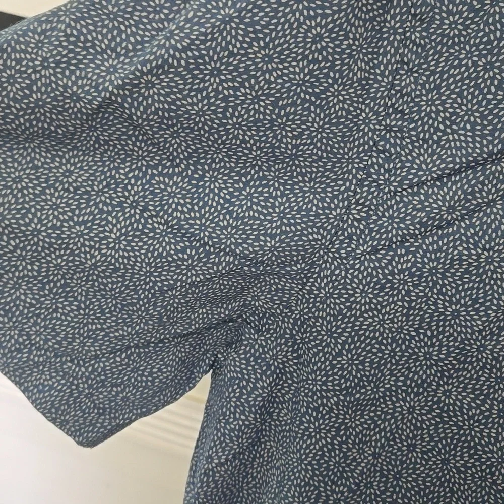 Goodthreads Blue & White Print Shirt - Picture 2 of 9